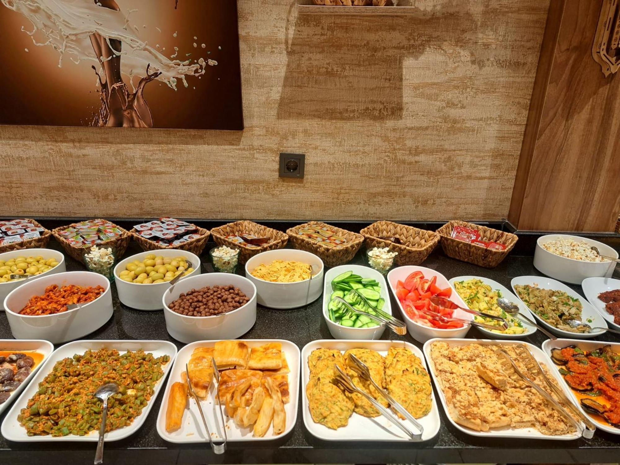 Oezkaya Hotel Sivas Exteriér fotografie