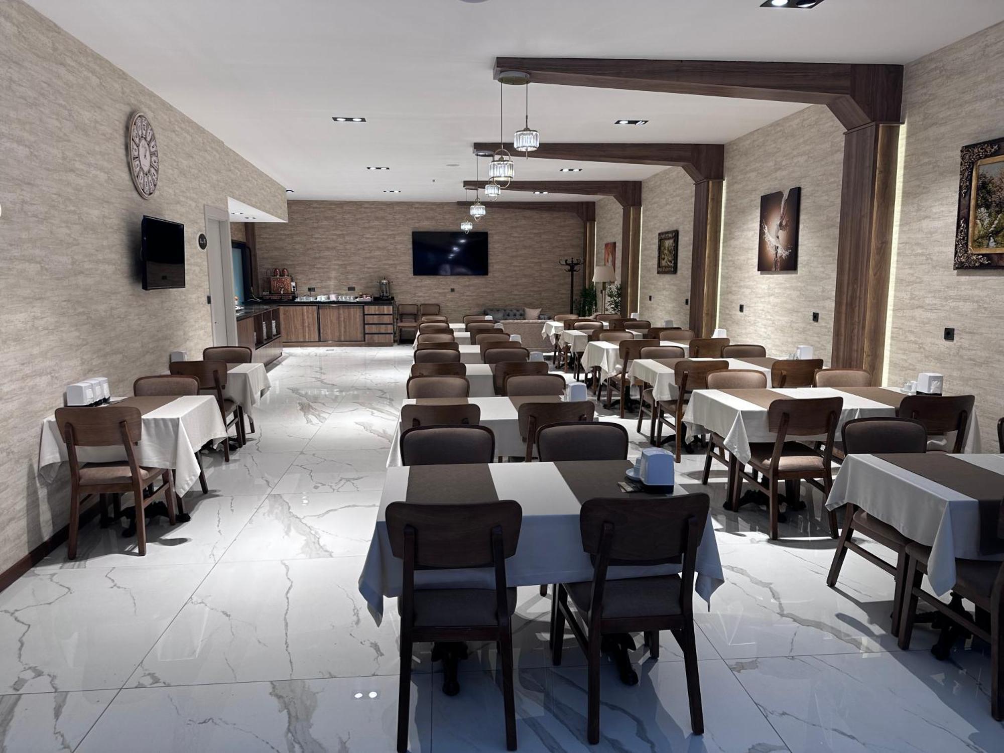 Oezkaya Hotel Sivas Exteriér fotografie